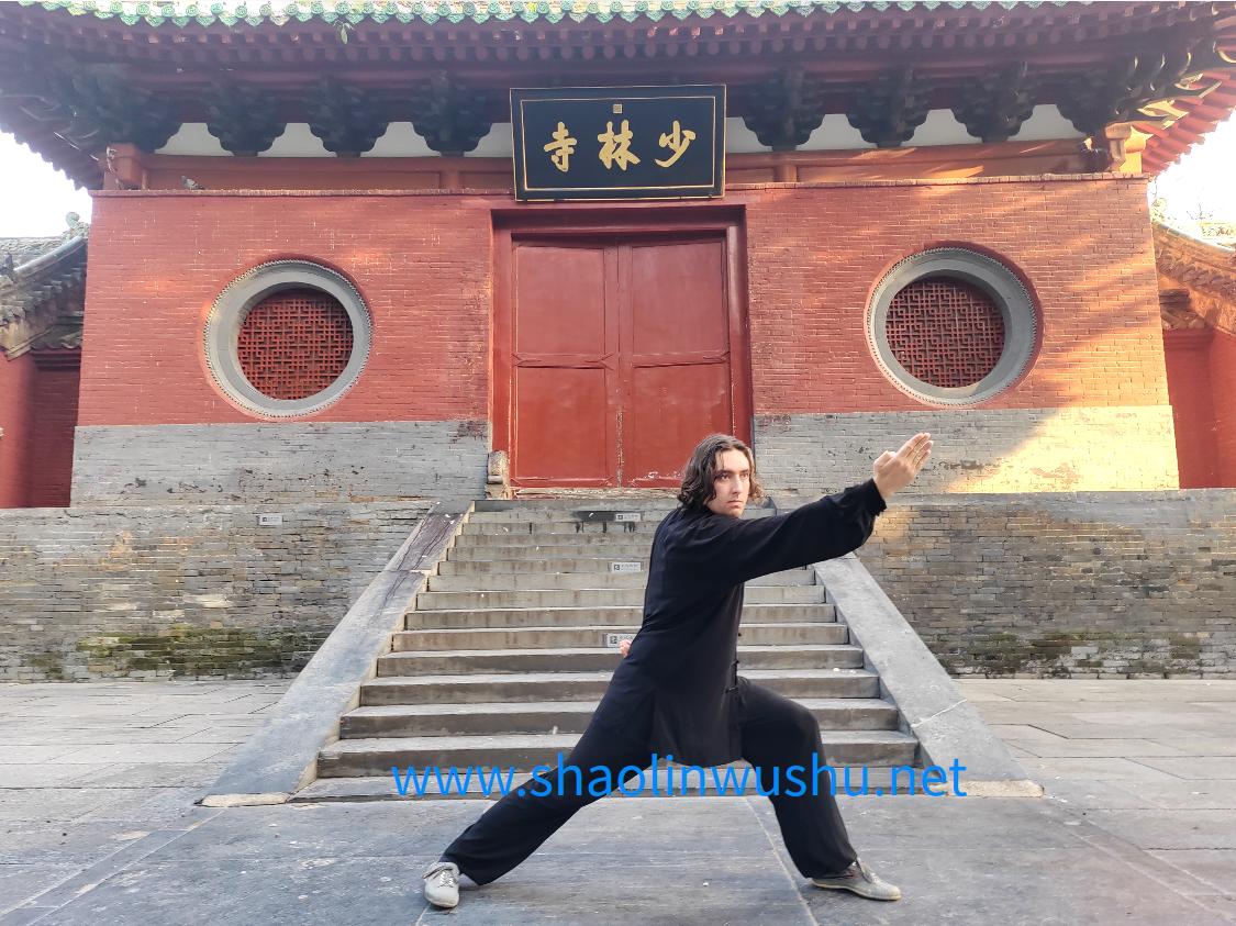 shaolin kungfu training in shaolin temple